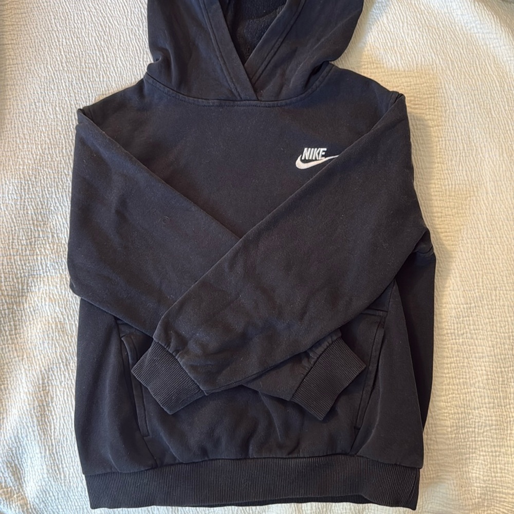 Big kids Black Nike Sportswear Club Fleece